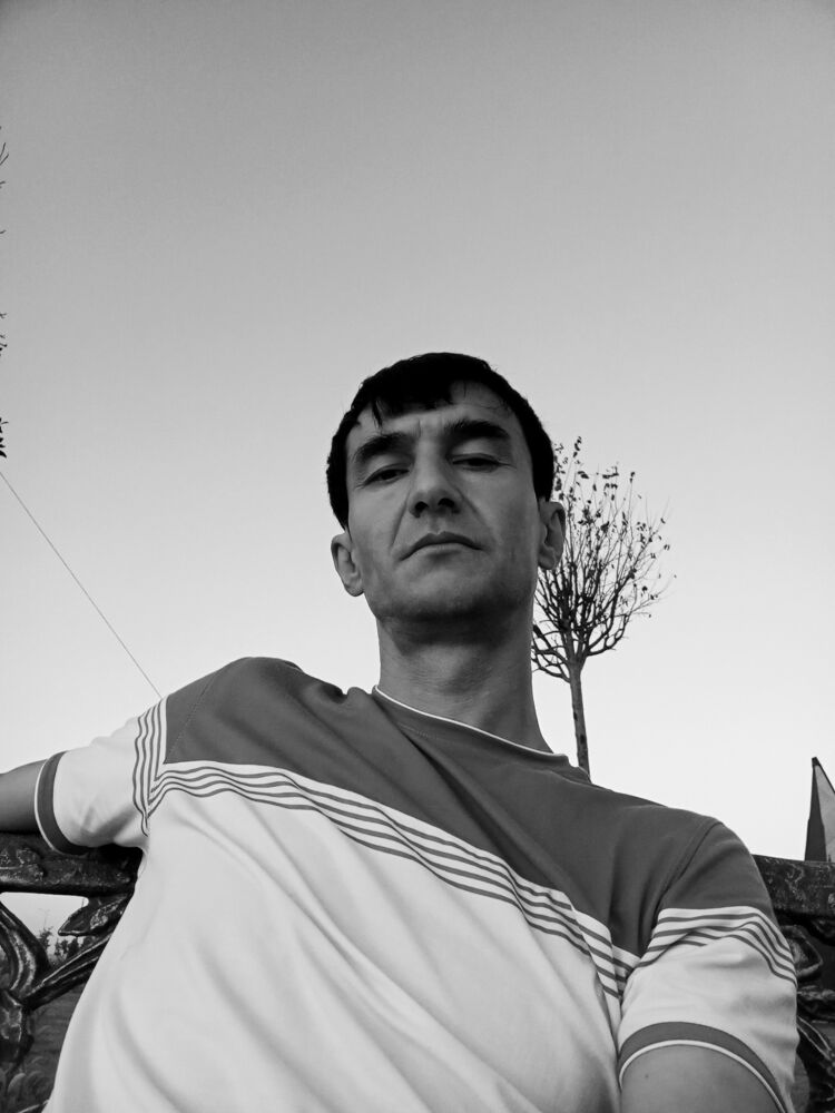  45274448  Ilhom, 35 ,    