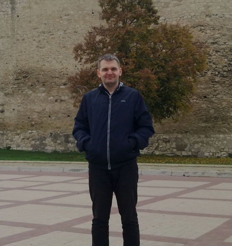  ,   Victor, 42 ,   ,   , c 