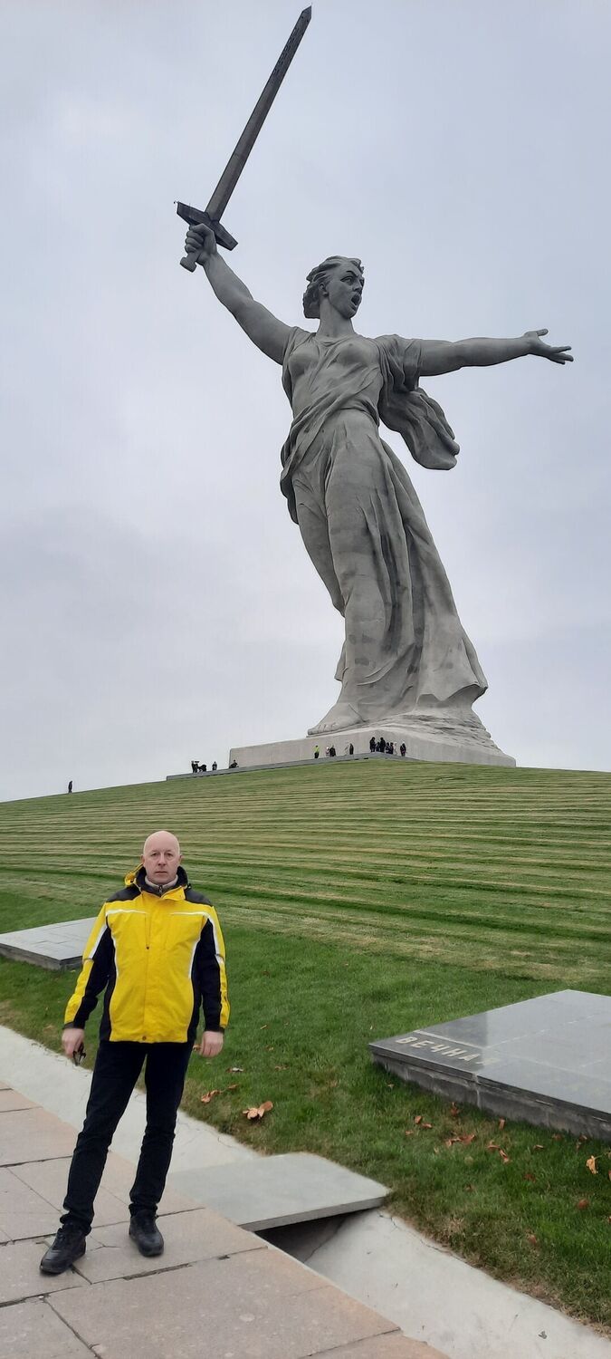  31901128  , 49 ,    -