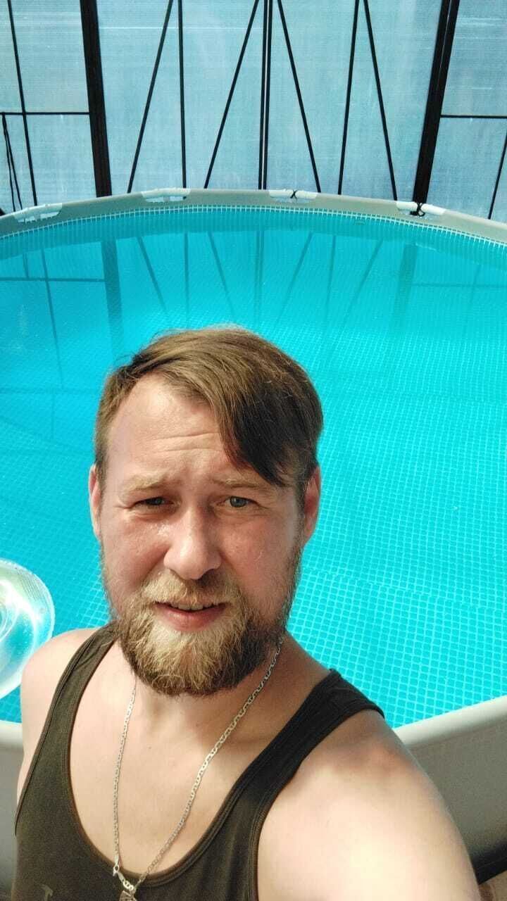  31579888  , 38 ,    