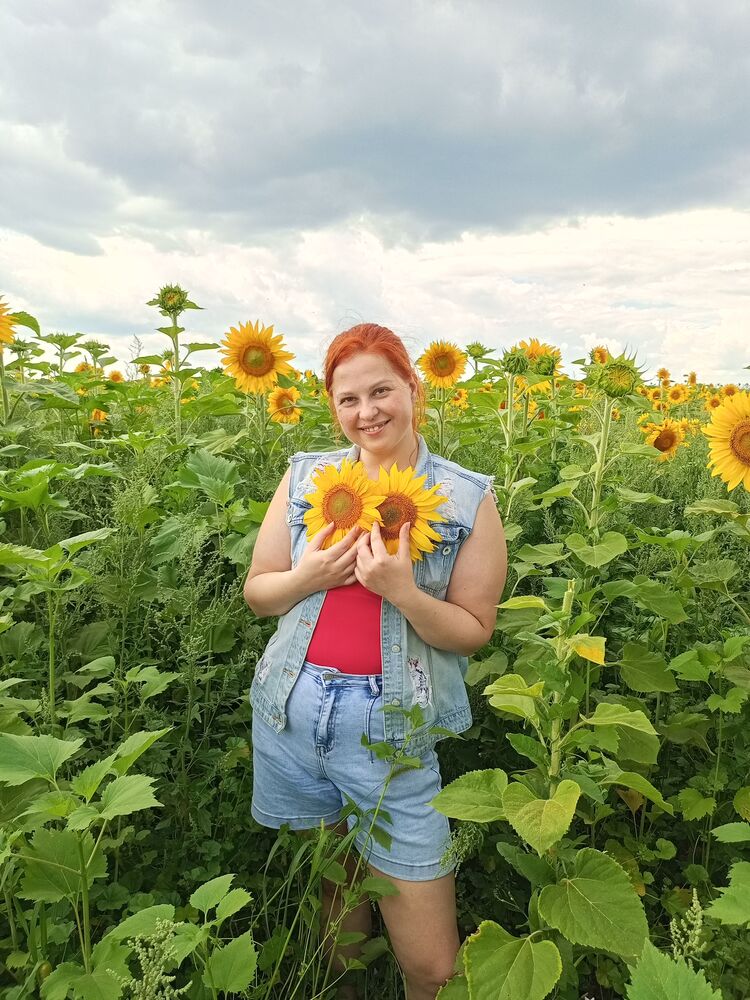  53832938  Ekaterina, 37 ,    