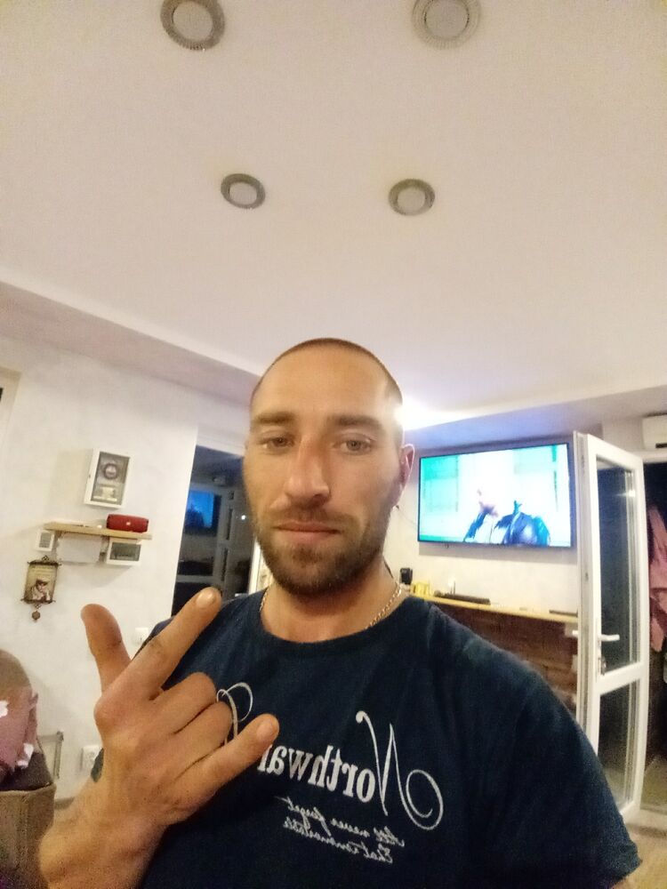  30925398  , 35 ,    