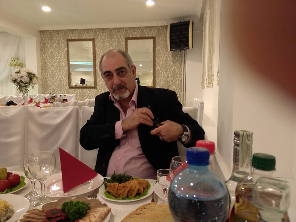  35022198  Karyakin, 63 ,    