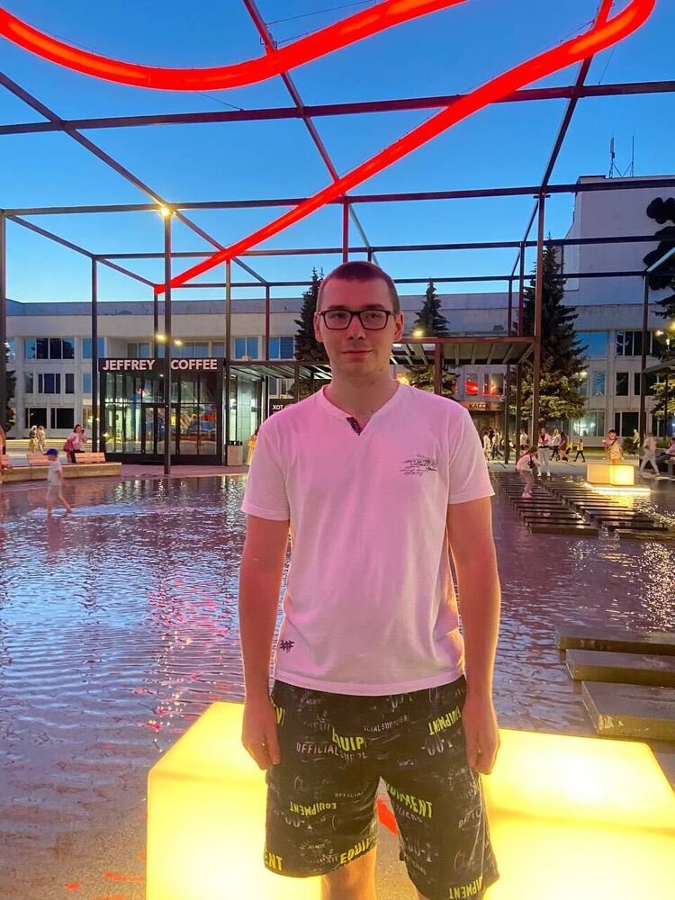  28264398  , 26 ,    