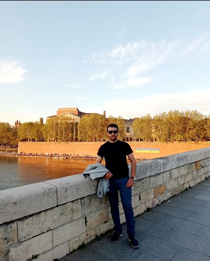  Palais-Bourbon,   Kamal, 39 ,   ,   