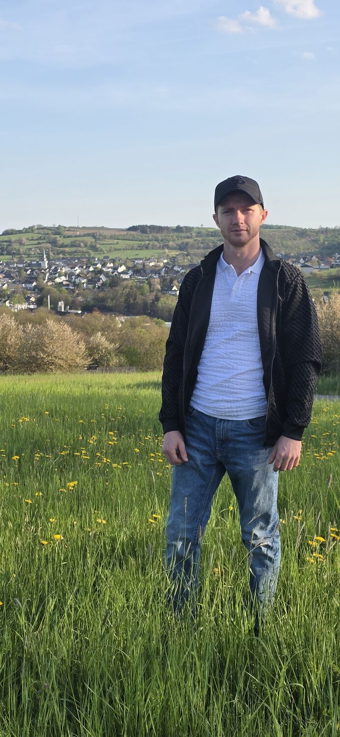  Dortmund,   Artem, 25 ,   ,   , c 