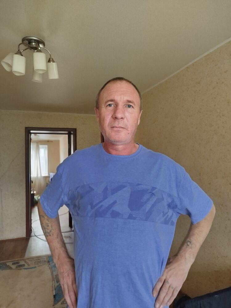  47596788  Oleg, 44 ,    