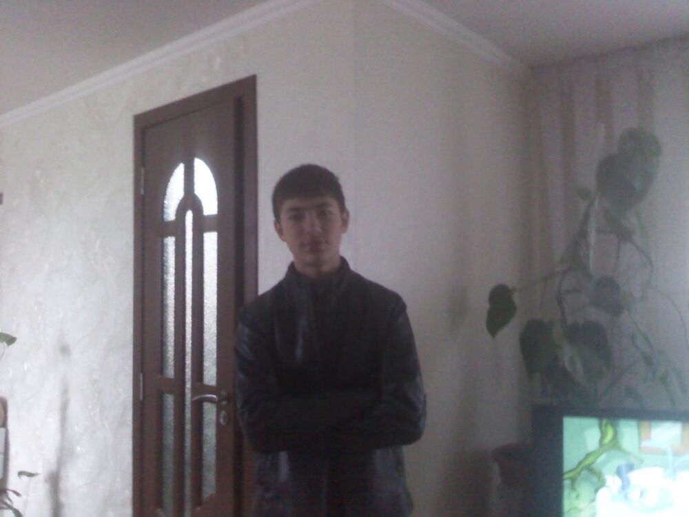  5887088  Igor, 28 ,    