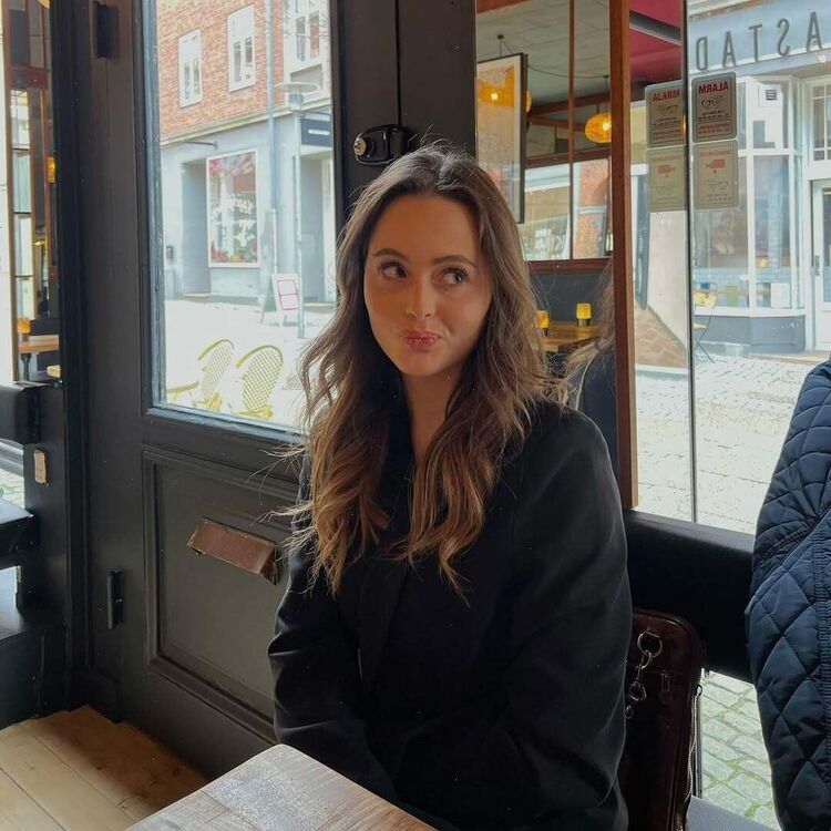  ,   , 29 ,   c , 
