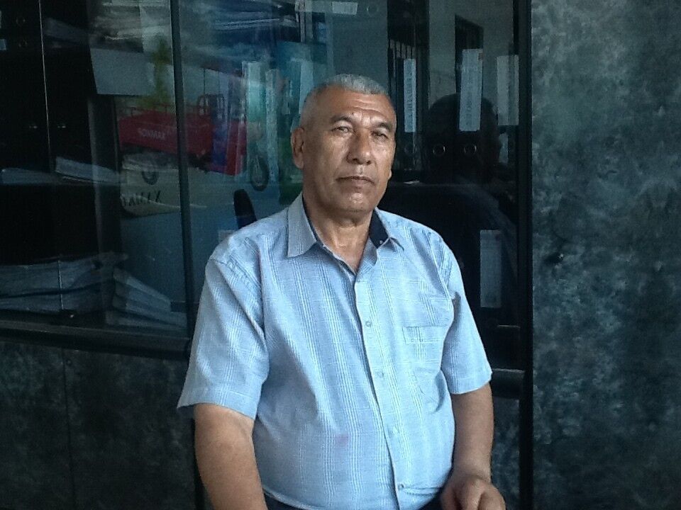  ,   Ahmadjon, 61 ,   ,   , c 