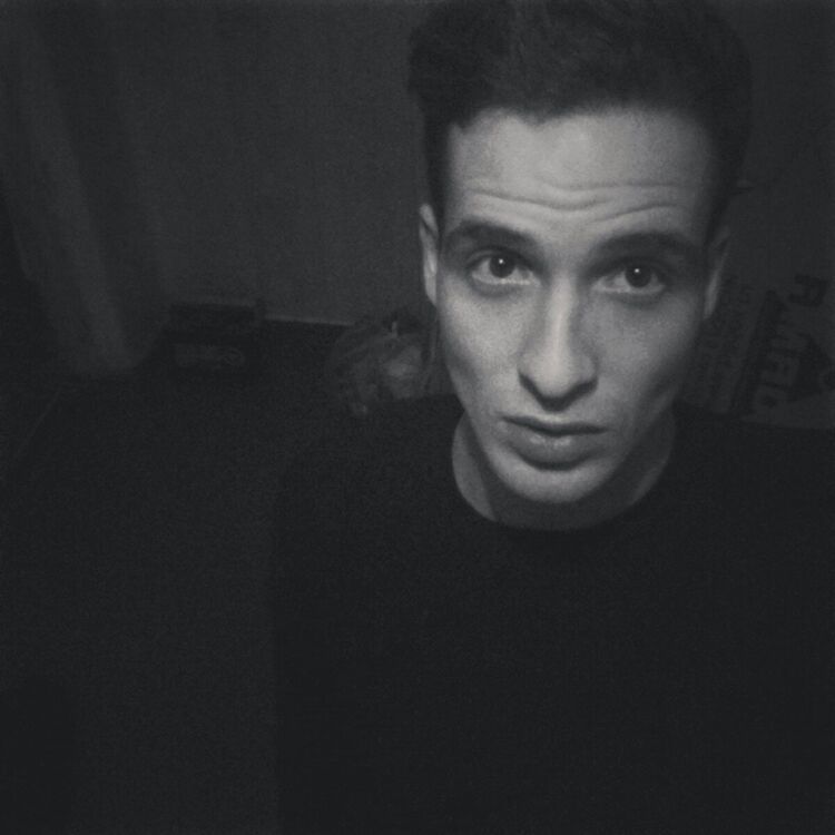 ���� 24374728 ������� �������, 31 ���, ���� ���������� � ������ ������