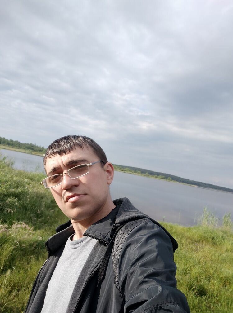  20195958  Igor, 36 ,    