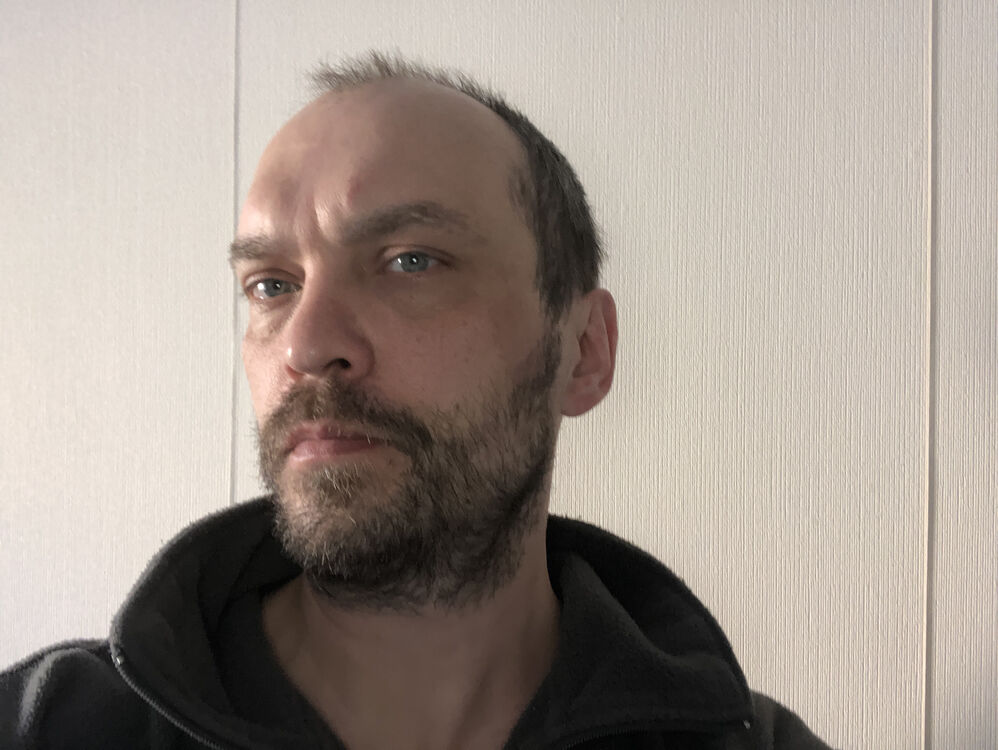  22702758  , 46 ,    -