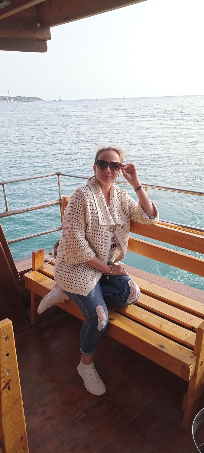  51598568  , 41 ,    --