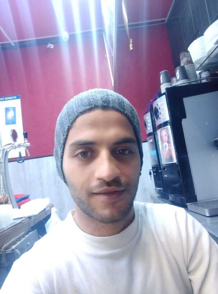  ,   Mohamed, 27 ,   ,   