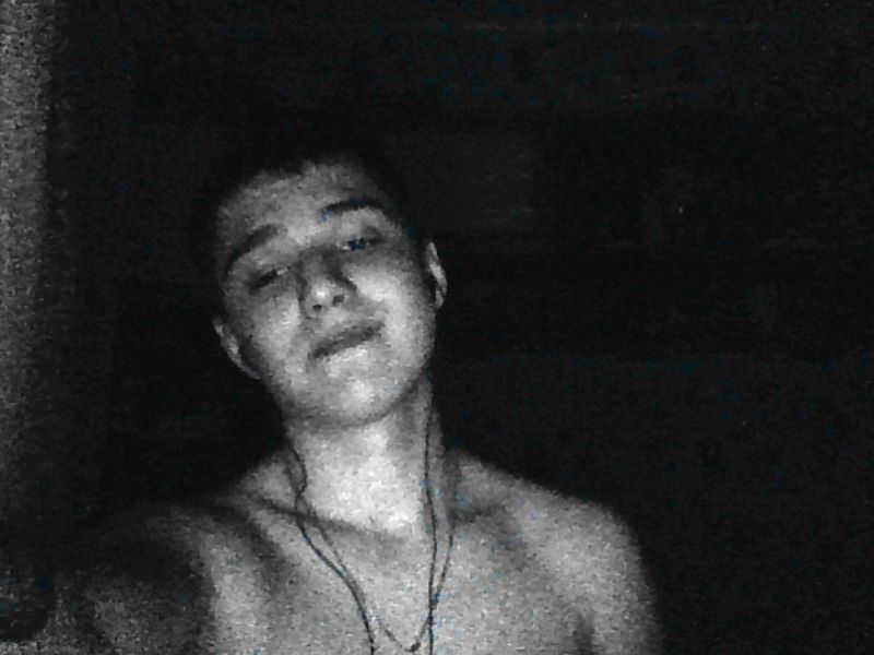 ,   Alex, 25 ,   ,   , c , 