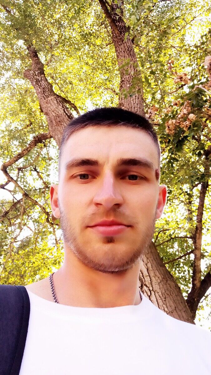  20405048  , 33 ,    -