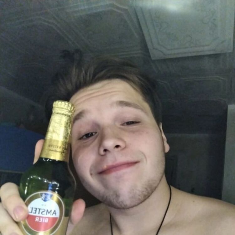 ���� 42883348 ����� �����, 23 ����, ���� ���������� � �����������