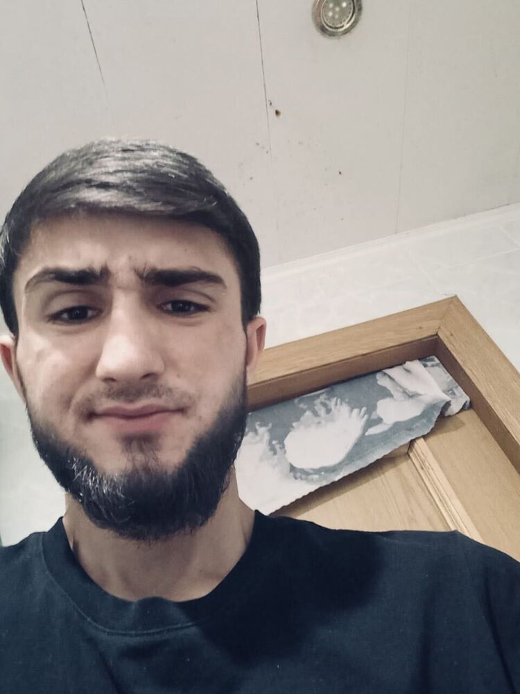 ���� 40049558 ����� Sadriddin, 25 ���, ���� ���������� � ������