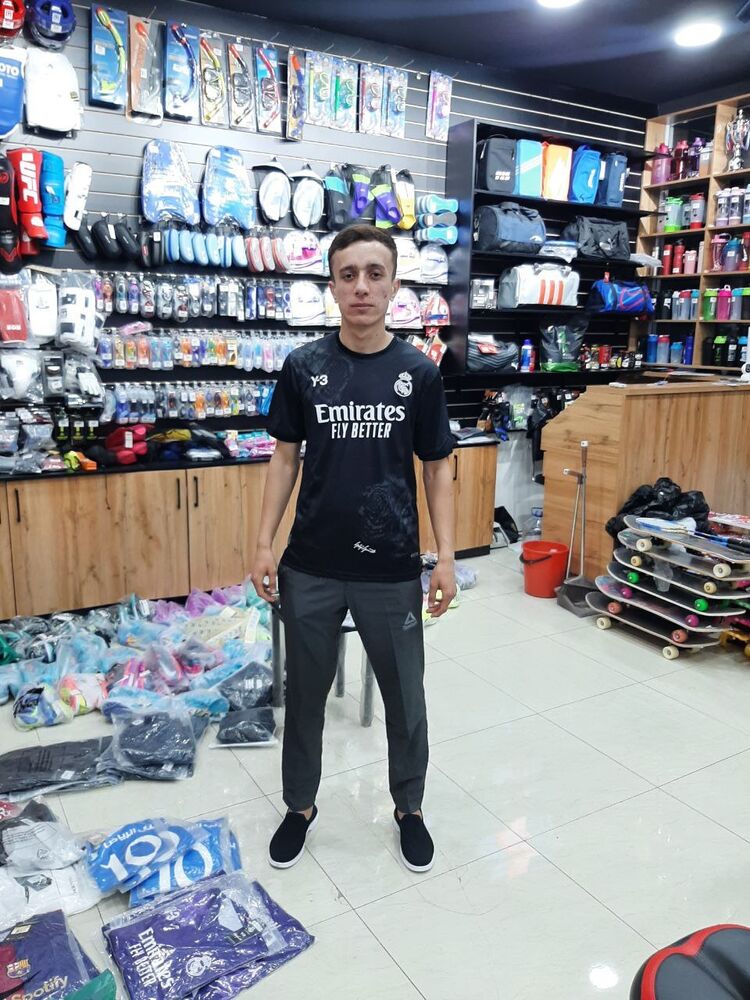  44727718  , 21 ,    