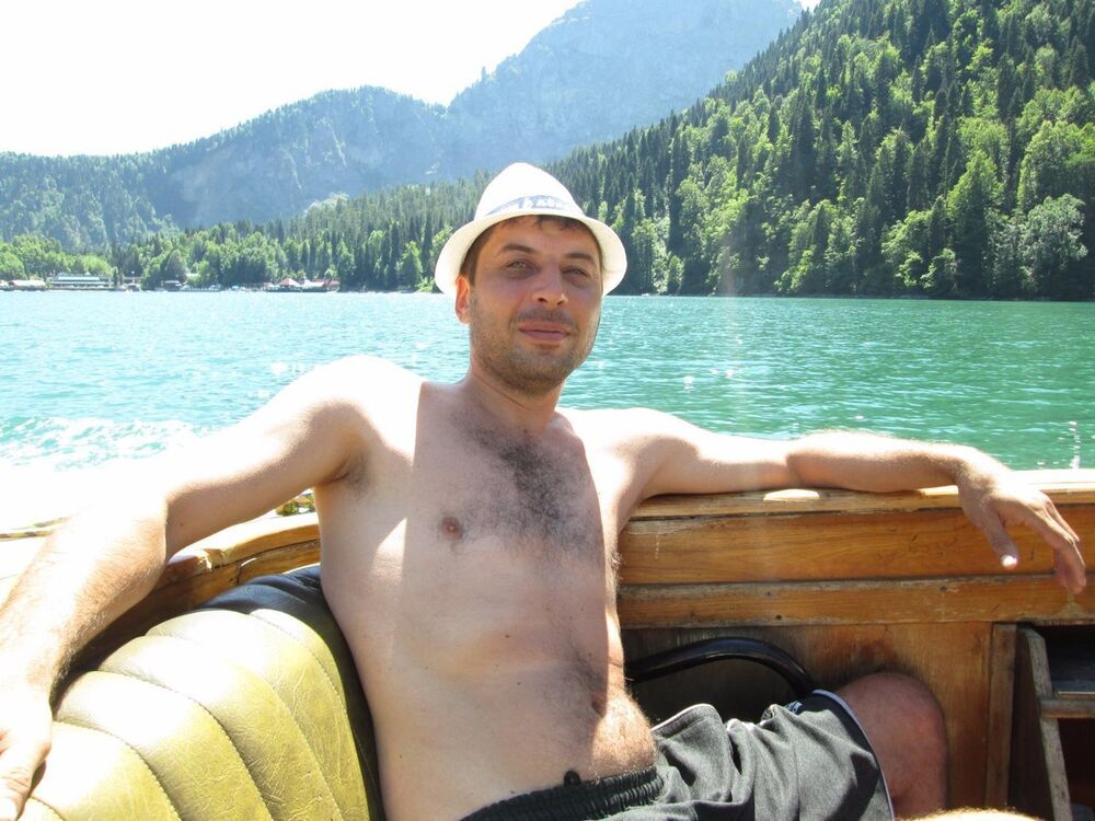  15226458  Dmitriy, 44 ,    