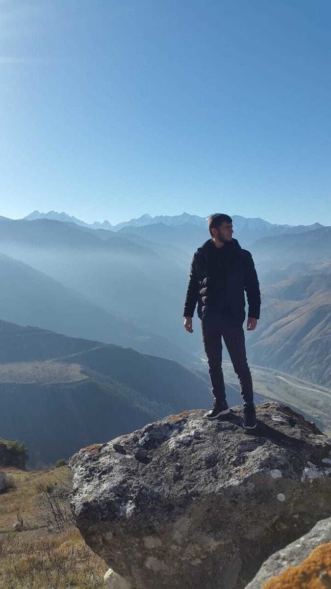  19011818  David, 30 ,    