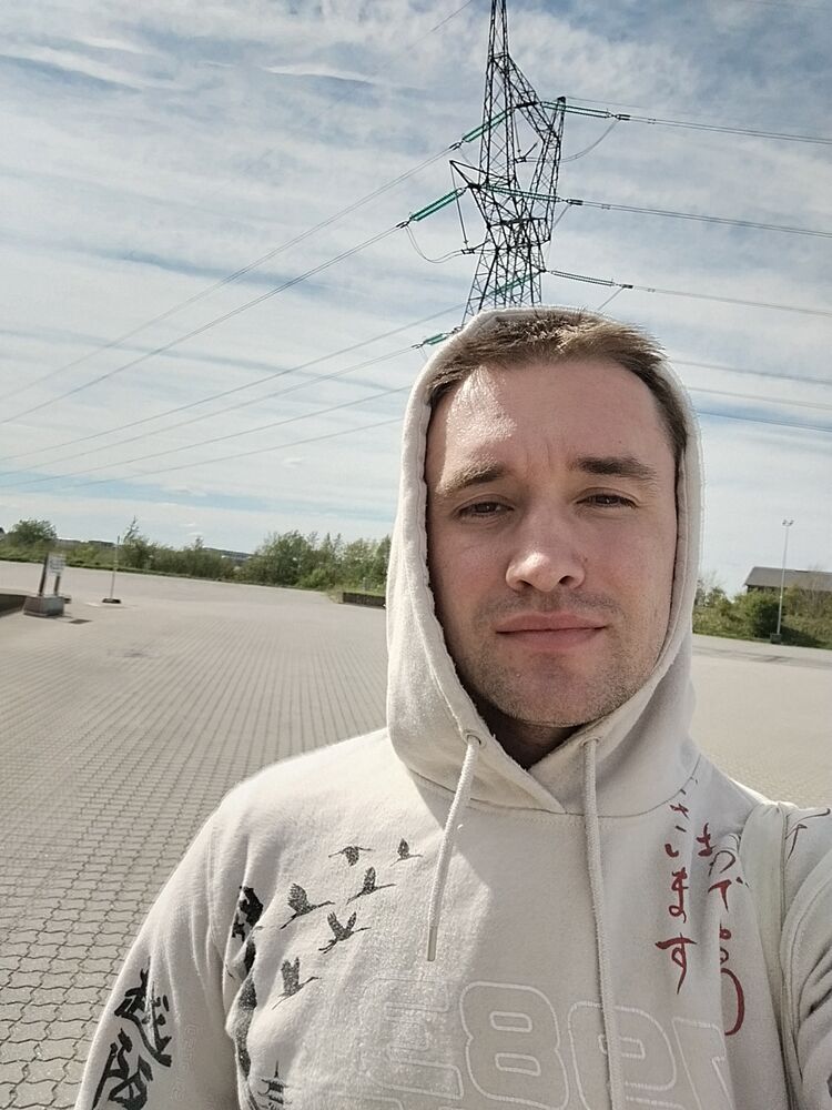  ,   Kostya, 26 ,   ,   