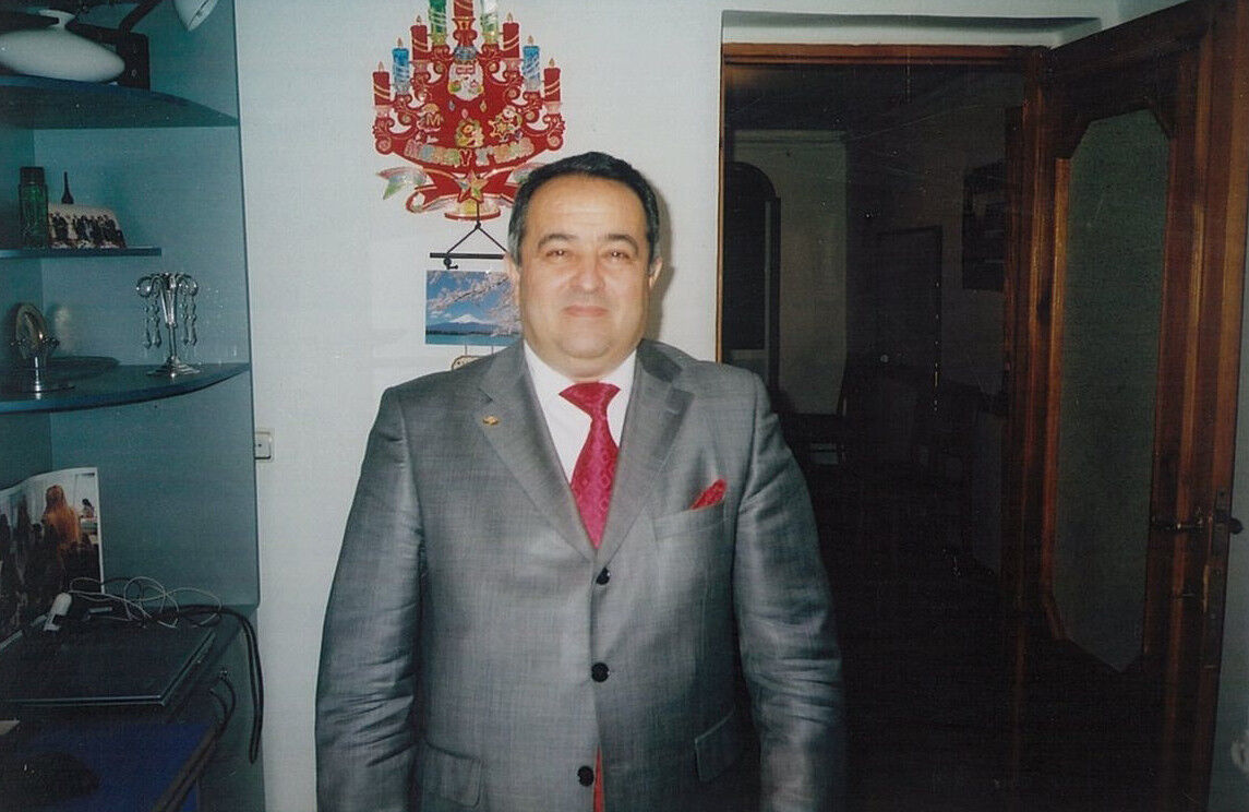  ,   Malik, 67 ,   ,   , c 