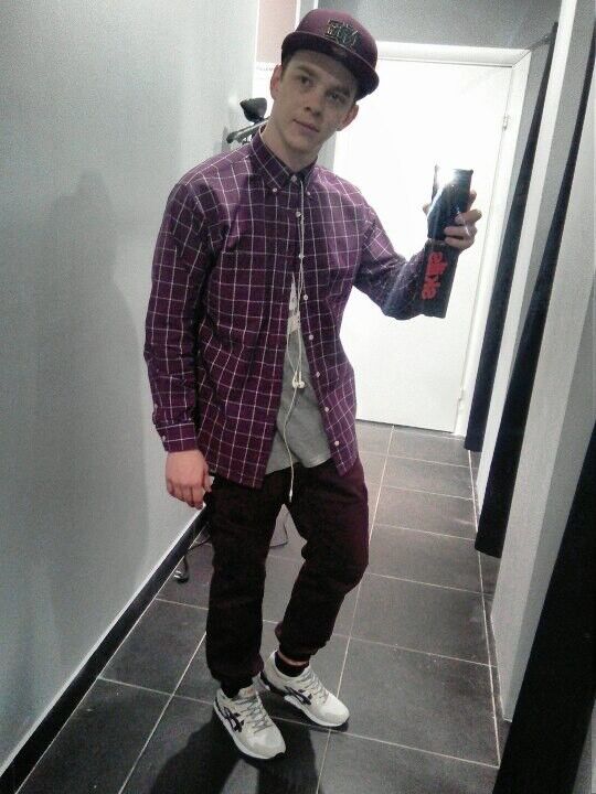 ,   Serg, 33 ,   
