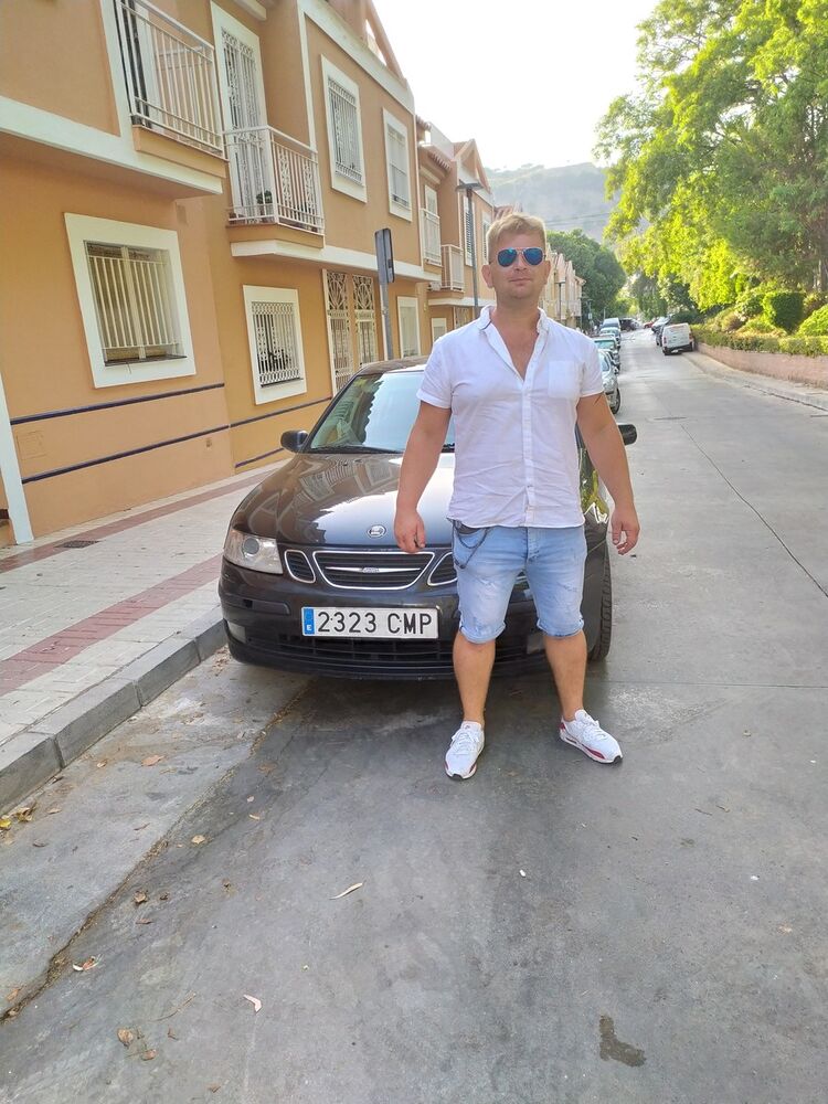  Malaga,   Yurii, 41 ,   ,   , c 