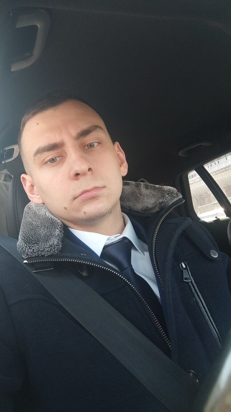  42578748  , 27 ,    