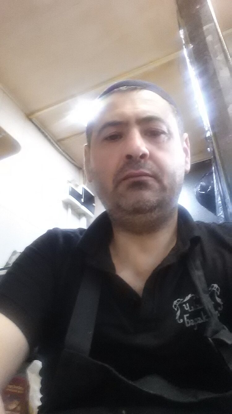  25793048    , 46 ,    