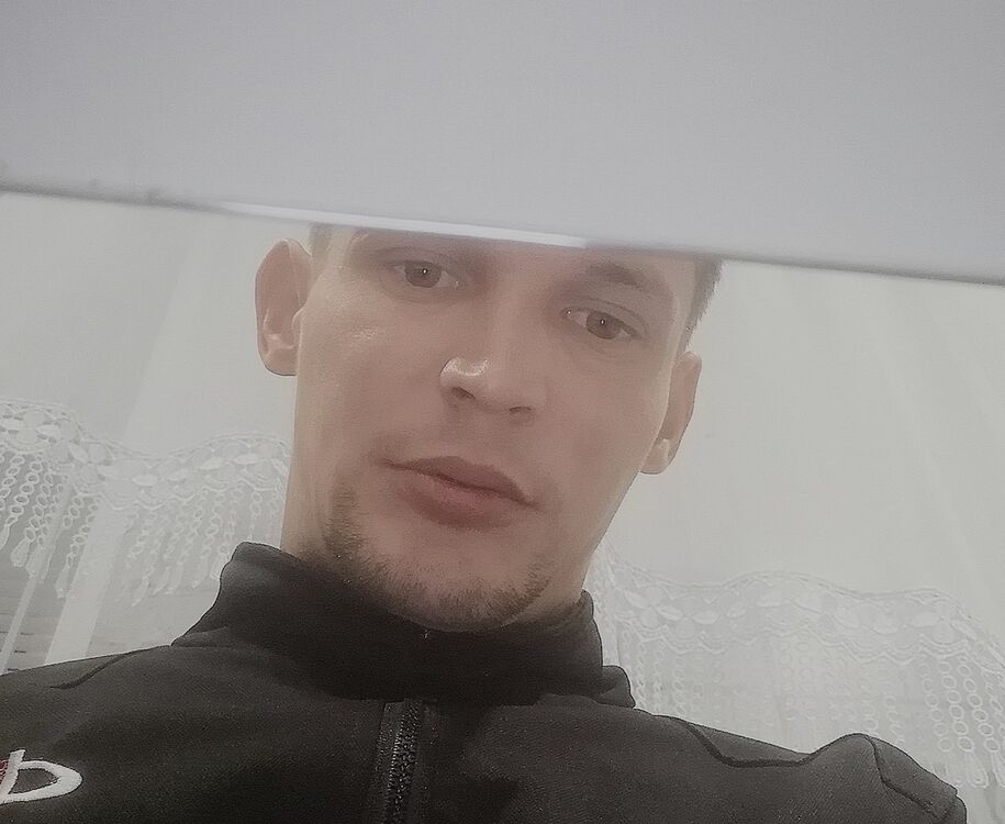  18390458  , 33 ,    