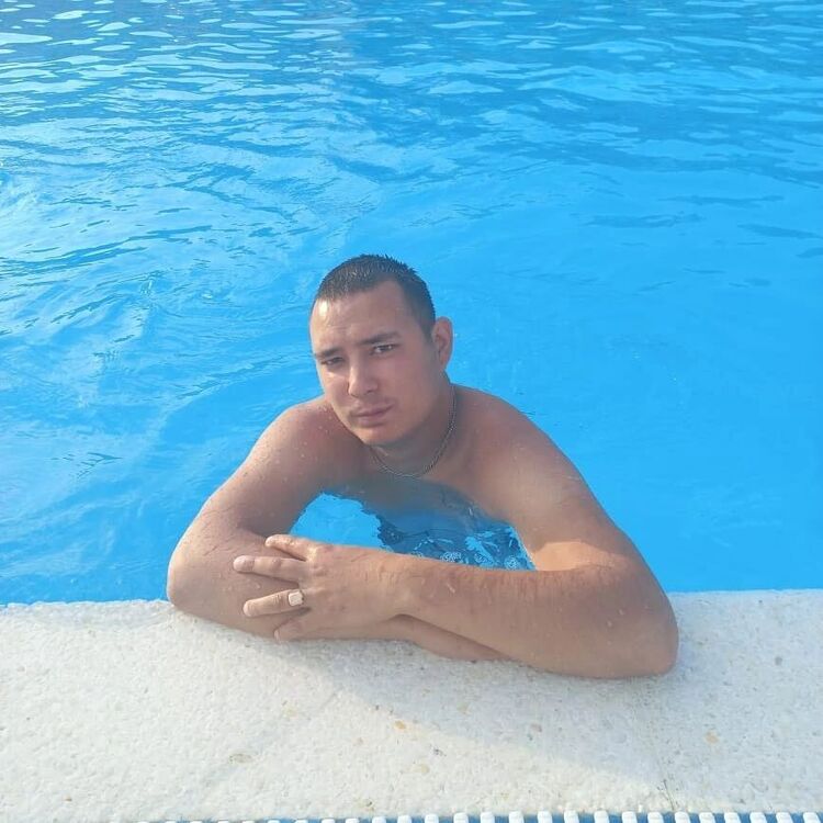 Парень алмаз