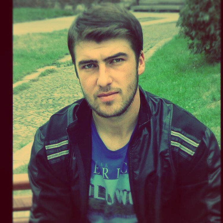  4508828  Gio, 34 ,    