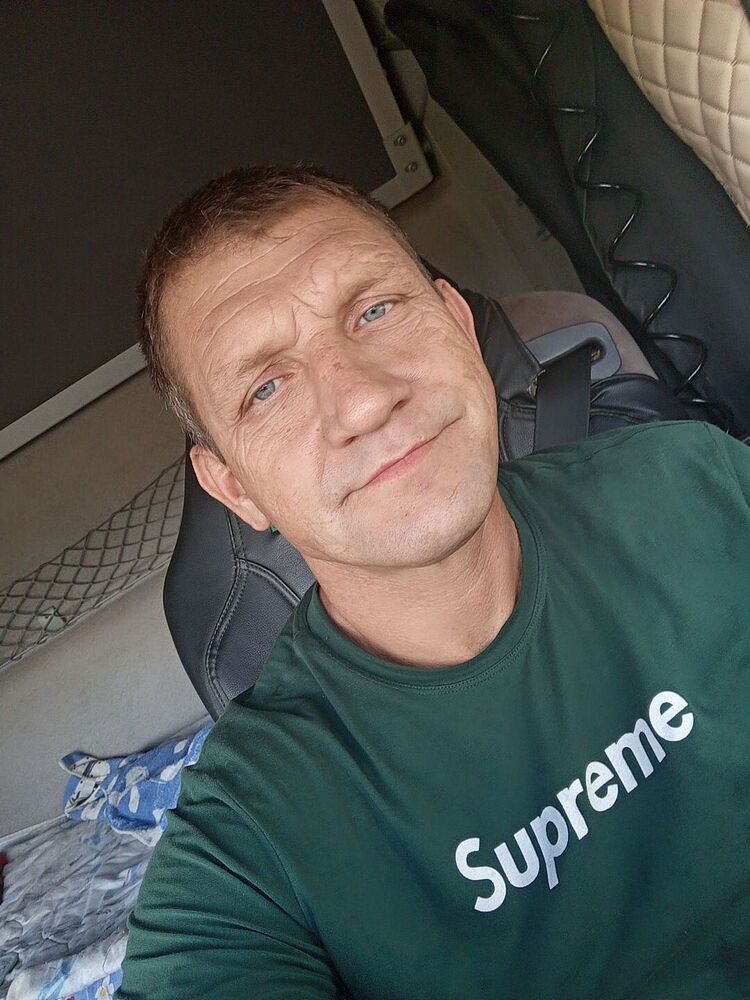  46023398  , 49 ,    
