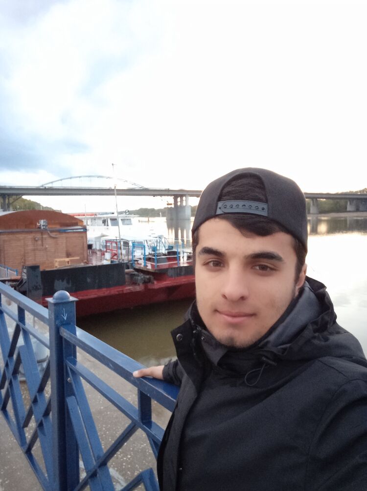  ,   Samir, 25 ,   ,   