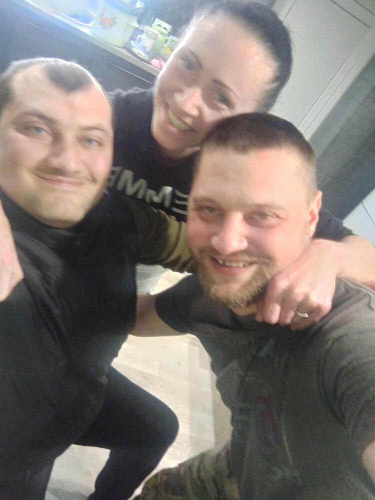  44532828  , 34 ,    