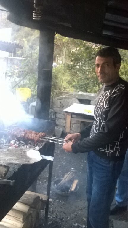 ,   Armen, 51 ,   ,   , c , 