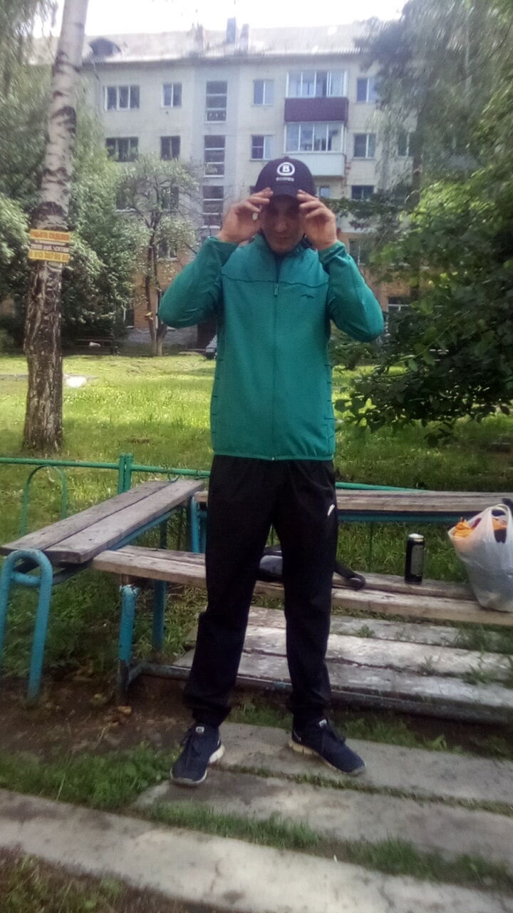  27357688  , 40 ,    