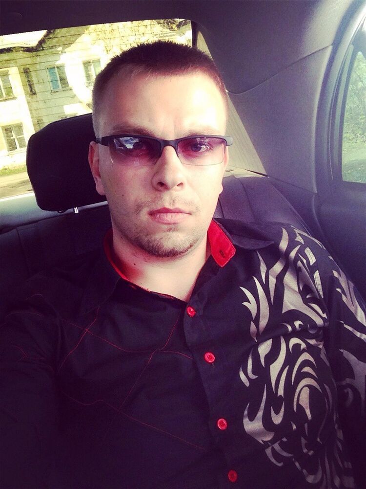 ���� 18356018 ������� ����, 32 ����, ���� ���������� � ������������