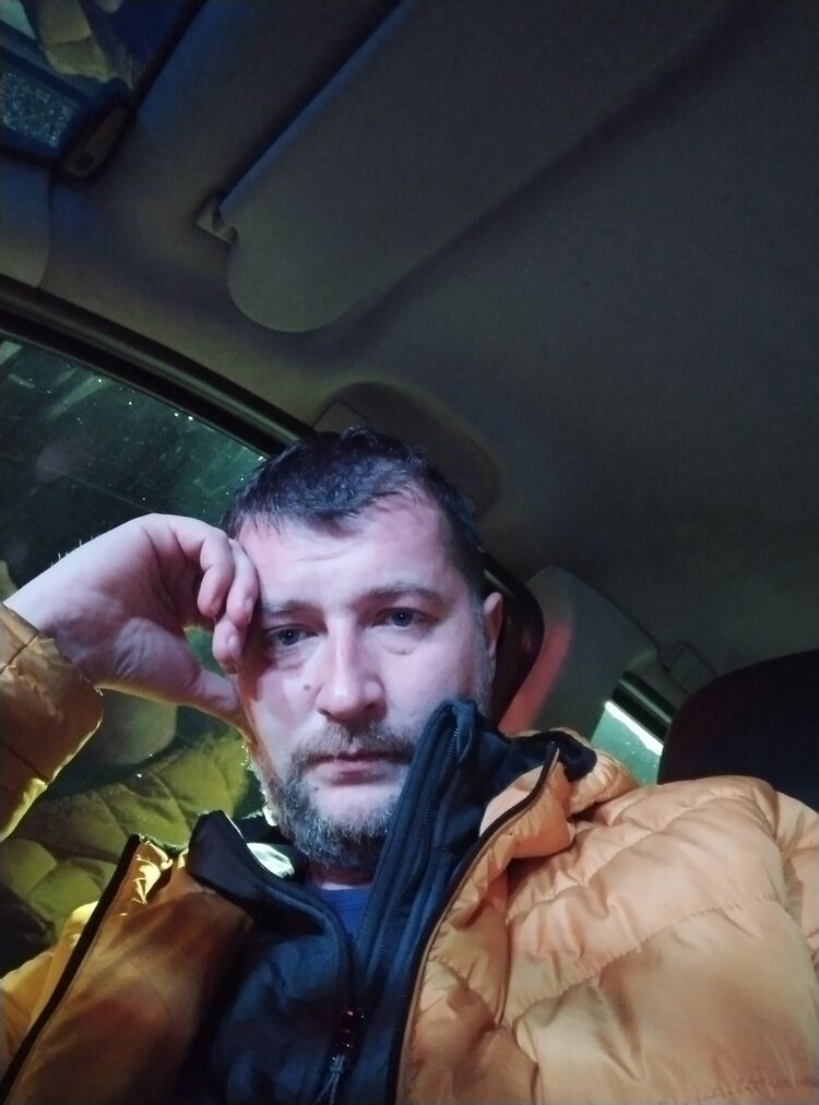  48559818  , 42 ,    