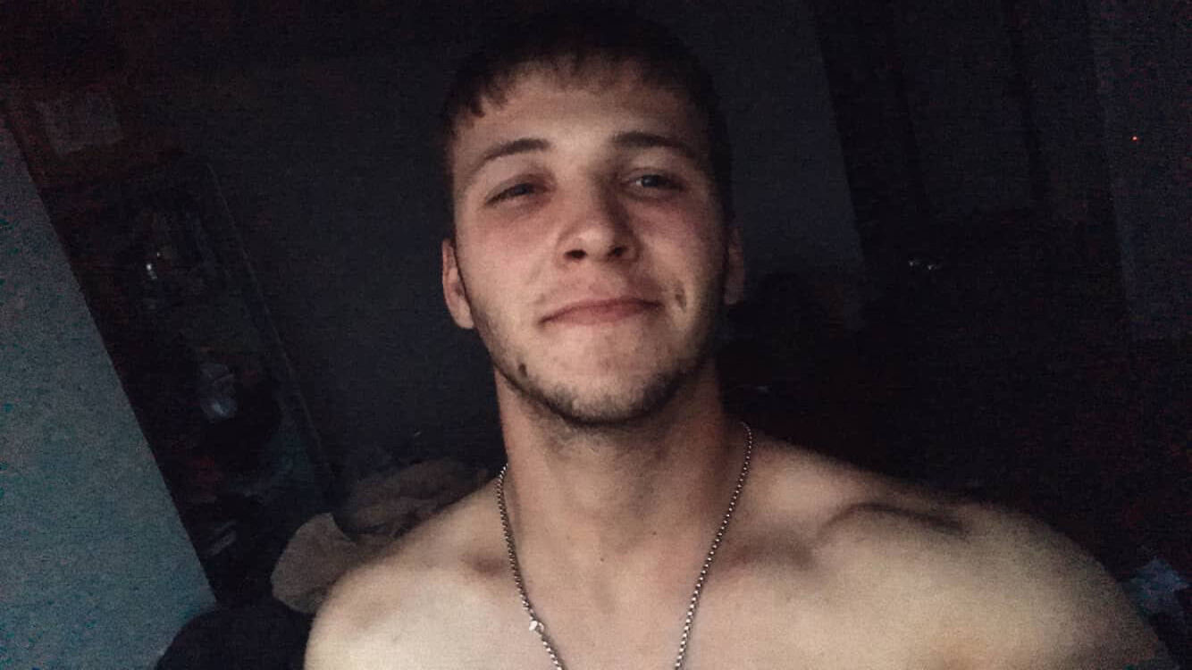  53851438  Bogdan, 19 ,    