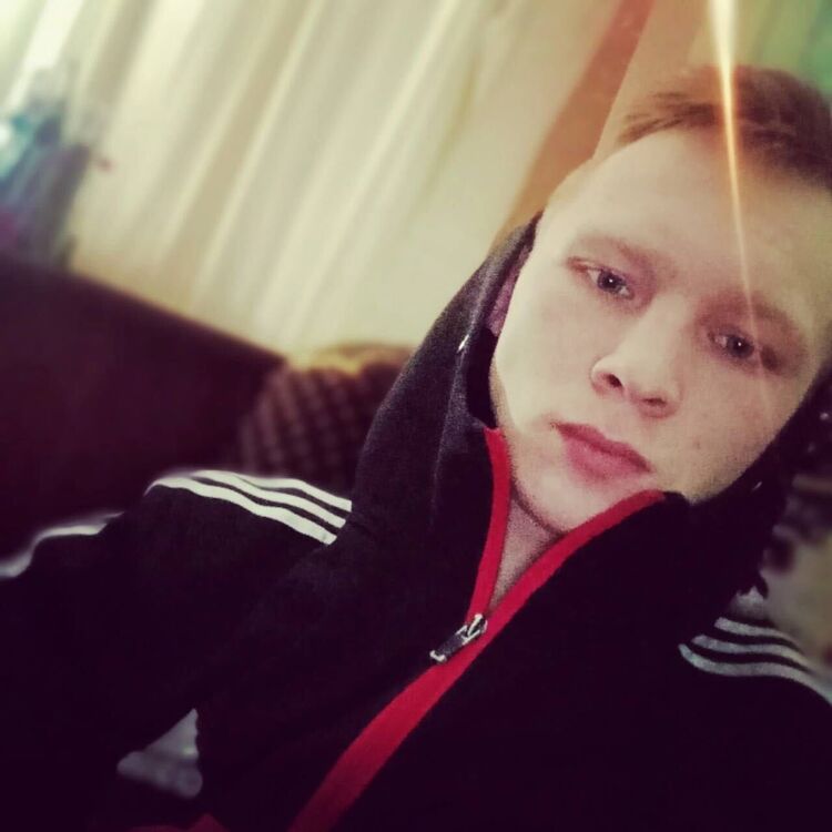  40806188  , 24 ,    