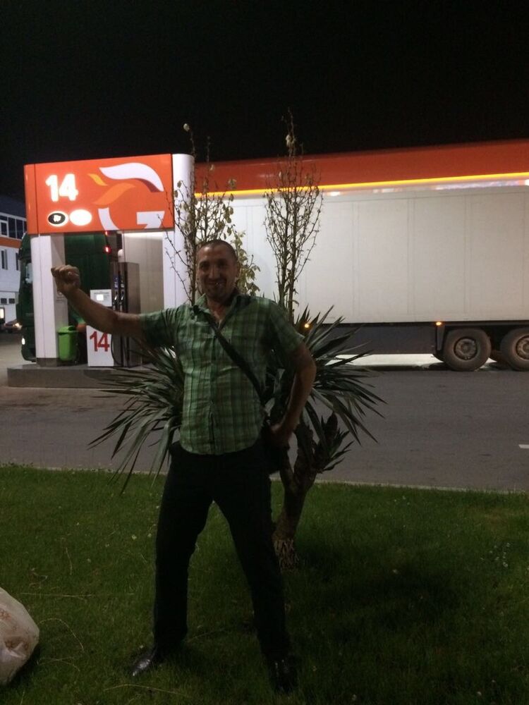  9919388  Kola, 44 ,    