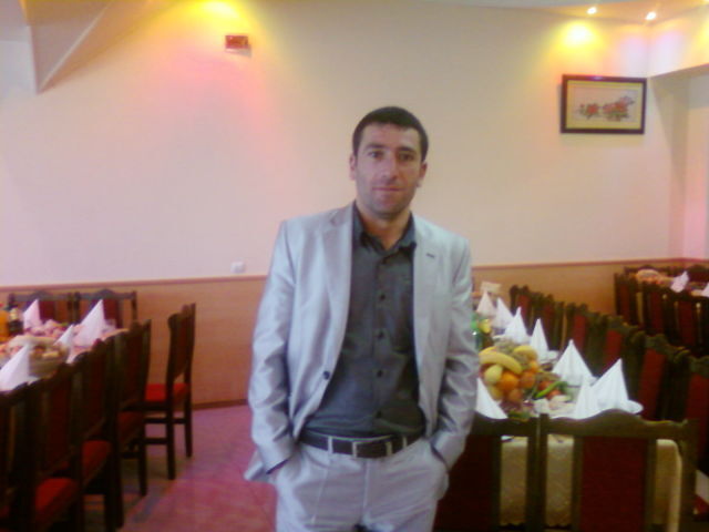  25784498  Artur, 101 ,    