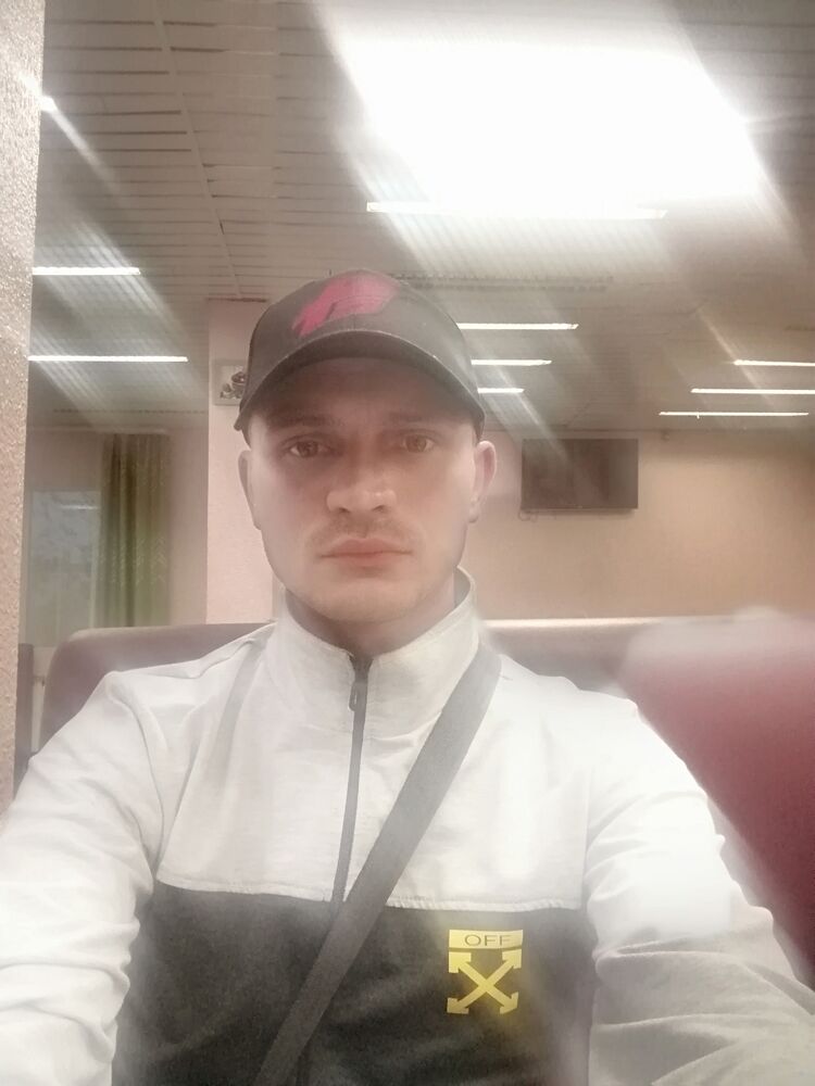  31121338  Andrey, 31 ,    