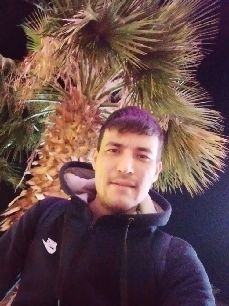  31534638  Ruslan, 35 ,    
