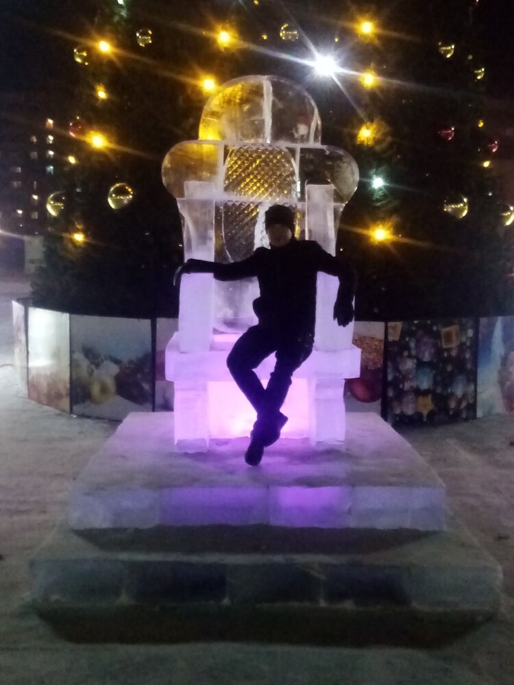  ,   ARTEM, 31 ,   ,   