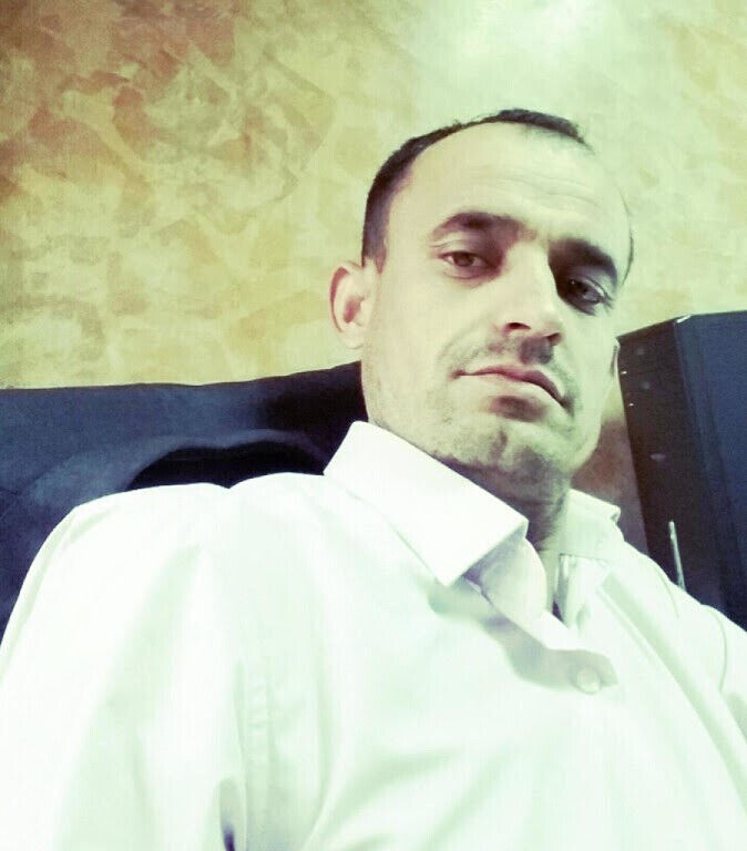  34480748  Karim, 46 ,    